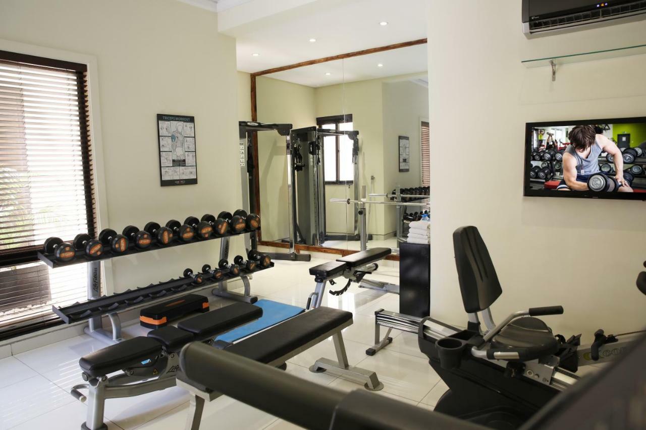 Avari Xpress Multan Extérieur photo