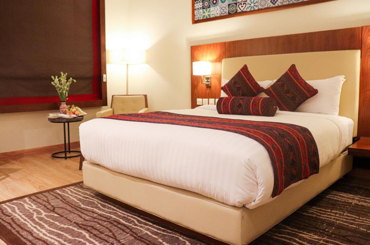 Avari Xpress Multan Extérieur photo